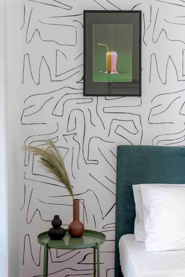 3Bdr Modern Design & Bright Interiors In Plaka Apartment Athena Bagian luar foto