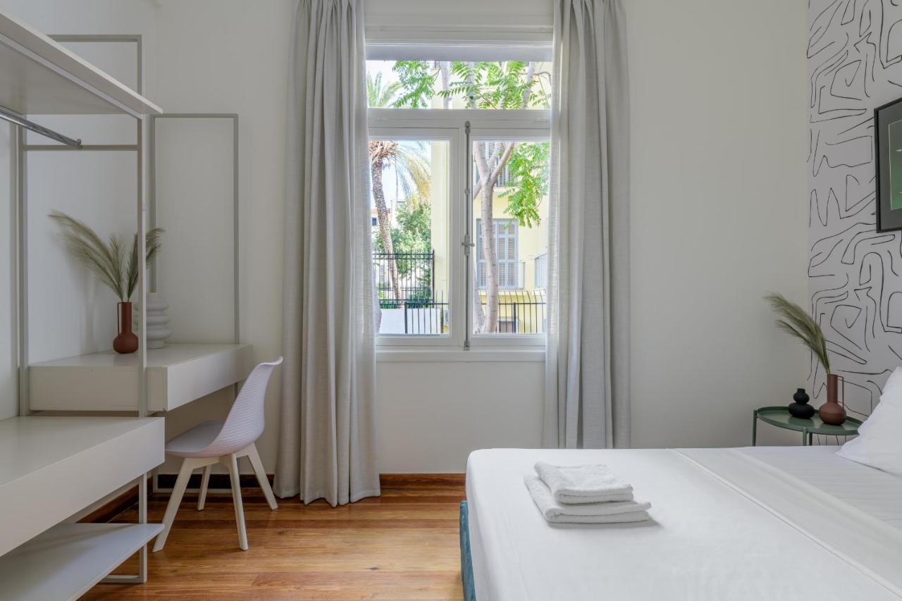 3Bdr Modern Design & Bright Interiors In Plaka Apartment Athena Bagian luar foto