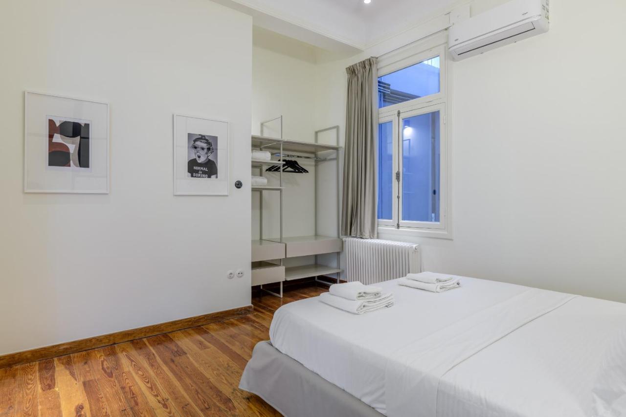 3Bdr Modern Design & Bright Interiors In Plaka Apartment Athena Bagian luar foto