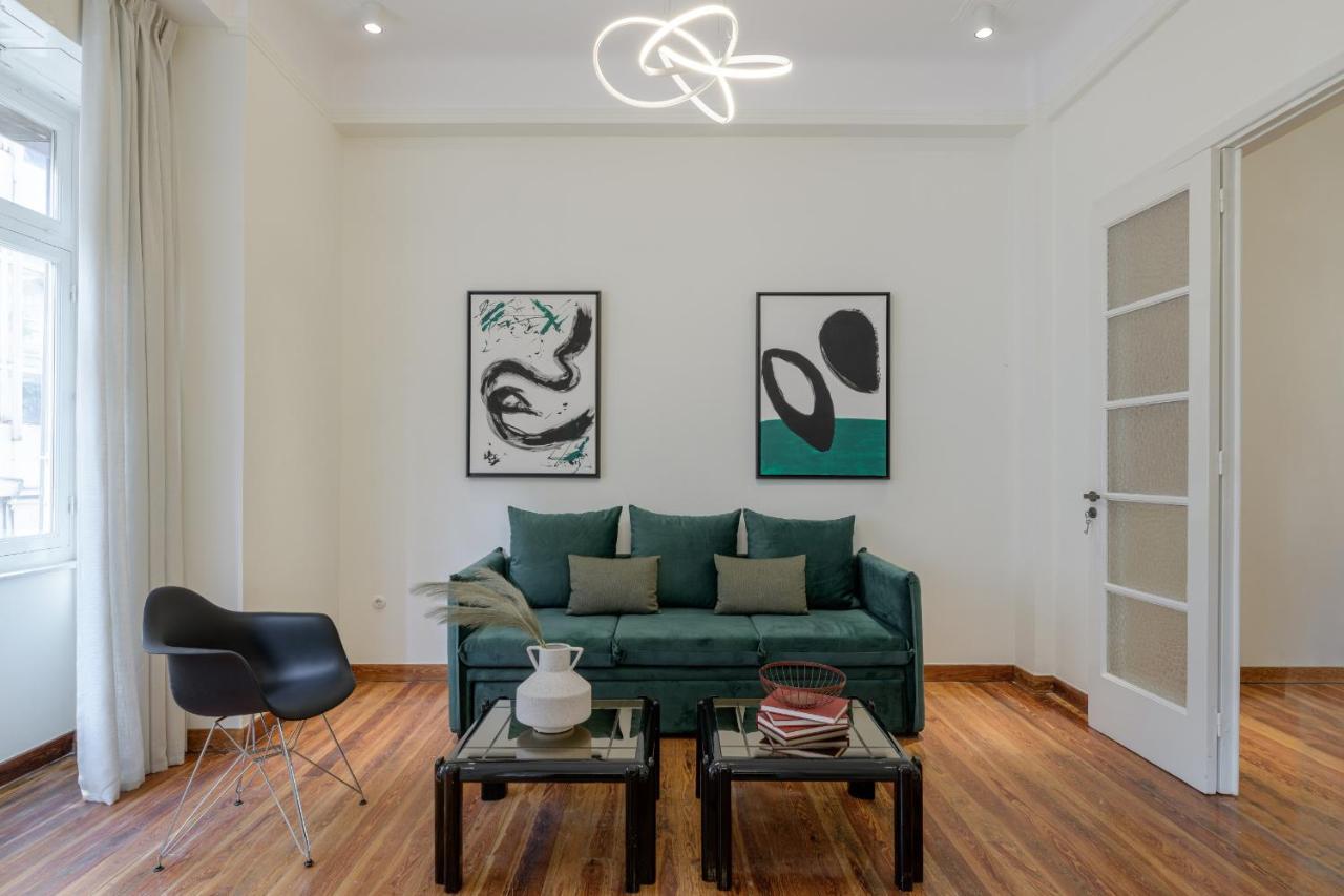 3Bdr Modern Design & Bright Interiors In Plaka Apartment Athena Bagian luar foto